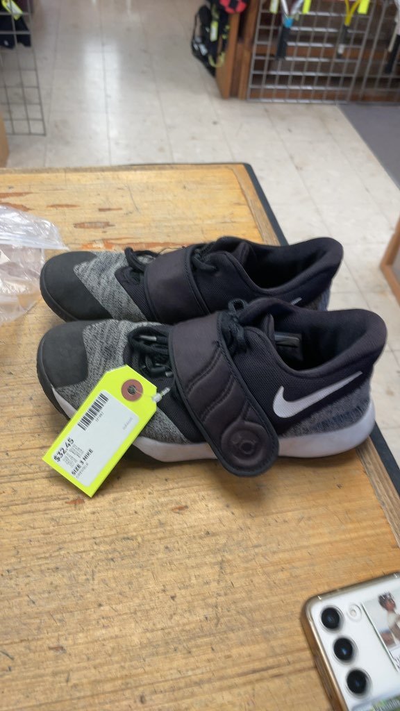 Nike KD Youth Basketball Shoes Size 3 Grey/Black