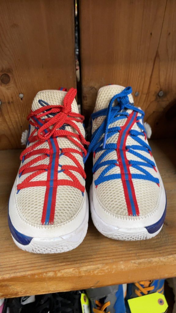 Nike LeBron 17 Low 'What's Up Doc?' Basketball Shoes