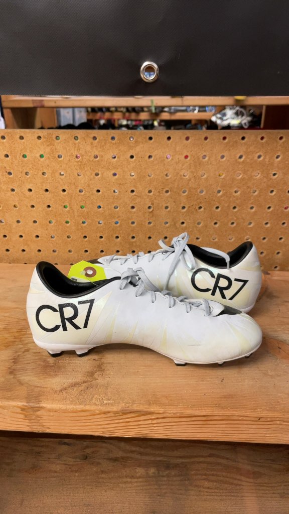 Nike Mercurial CR7 Soccer Cleats - Size 4