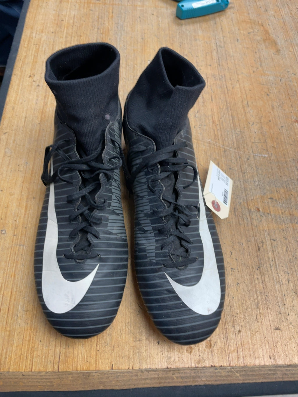 Nike Mercurial Size 10 Soccer Cleats