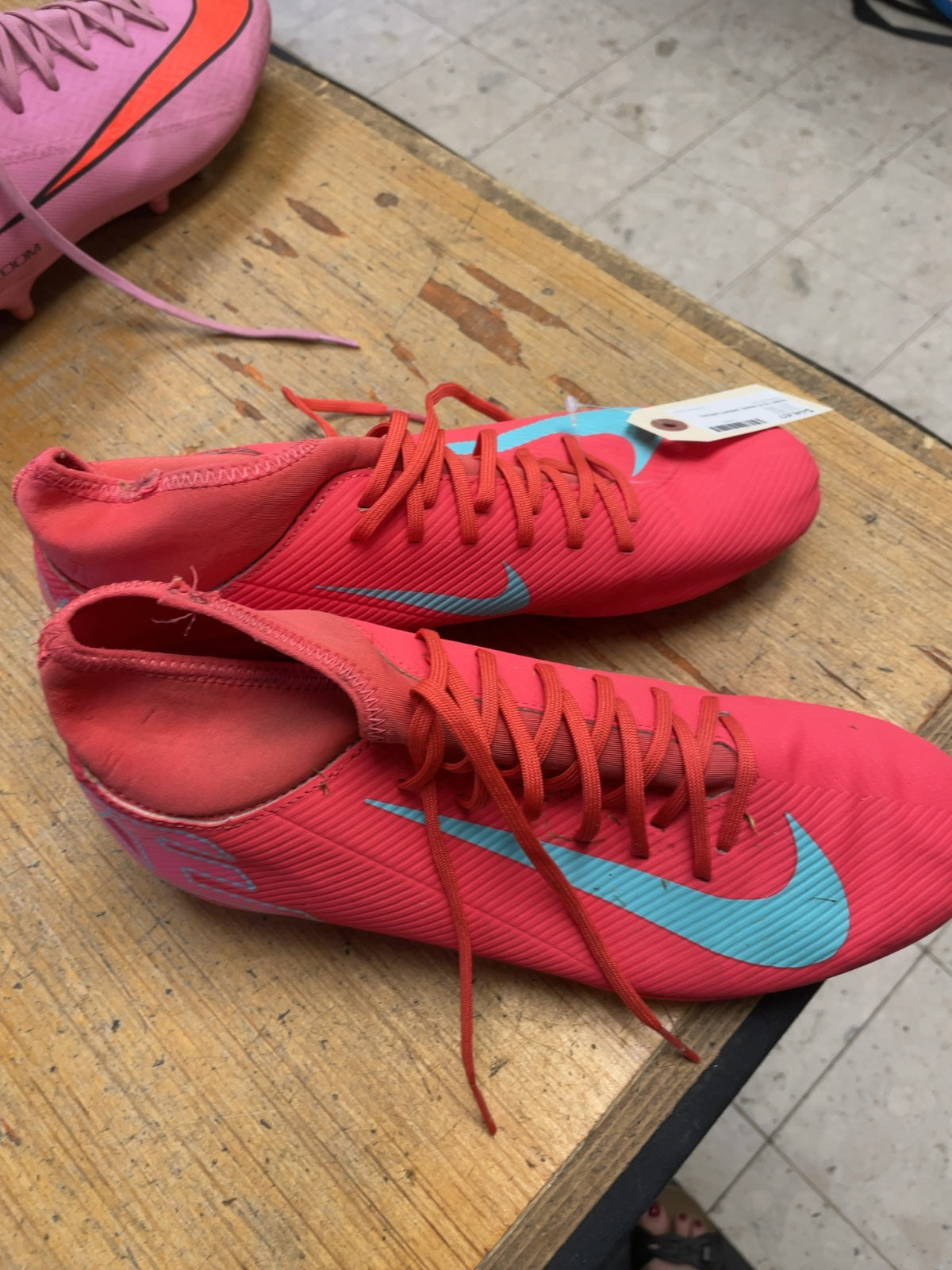 Nike Mercurial Size 10.5 Coral/Blue Soccer Cleats