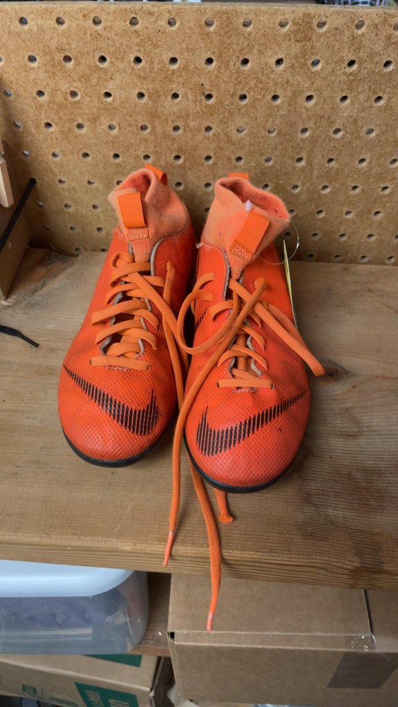 Nike Mercurial Soccer Cleats - Orange - Size 3