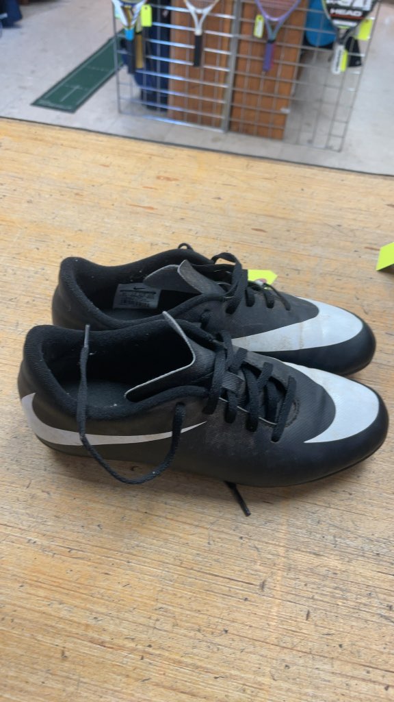 Nike Mercurial Soccer Cleats - Size 5