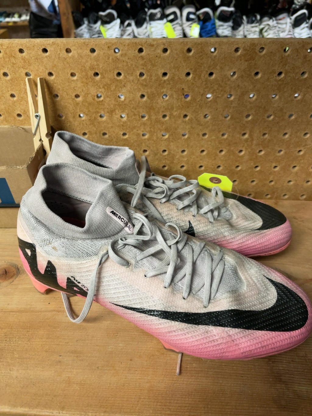 Nike Mercurial Zoom Size 10 Soccer Cleats