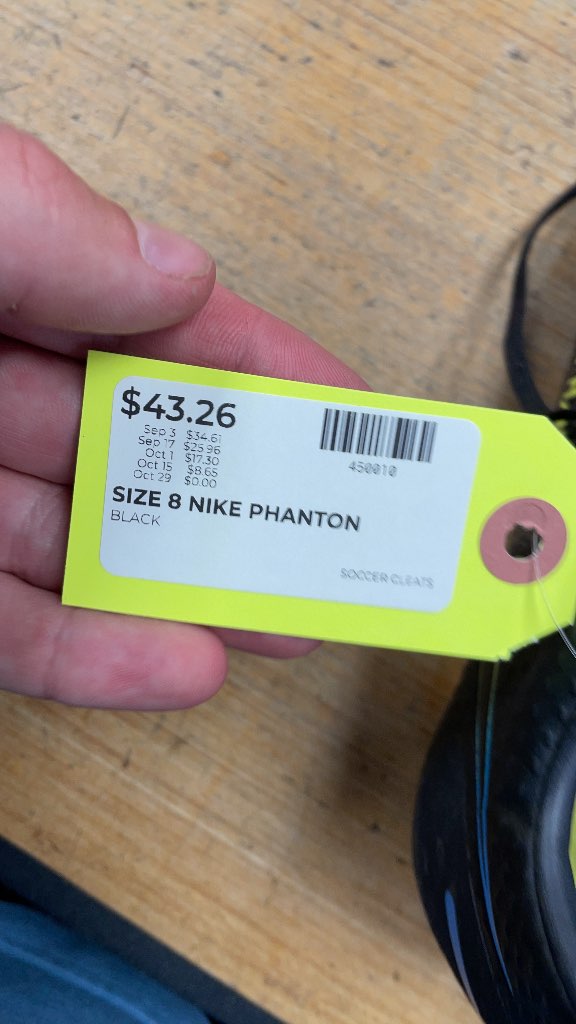 Nike Phantom Soccer Cleats
