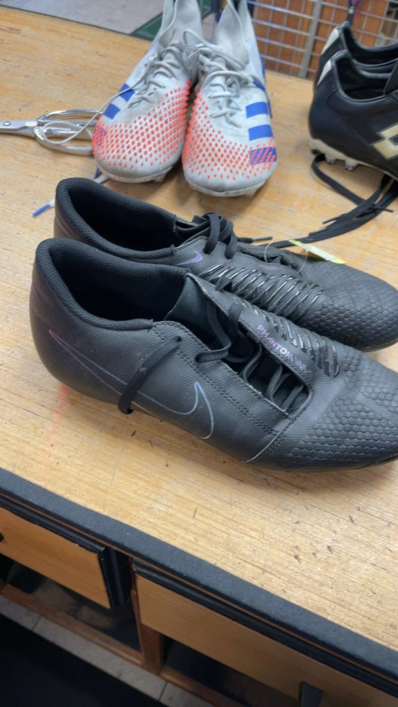 Nike Phantom Venom Soccer Cleats