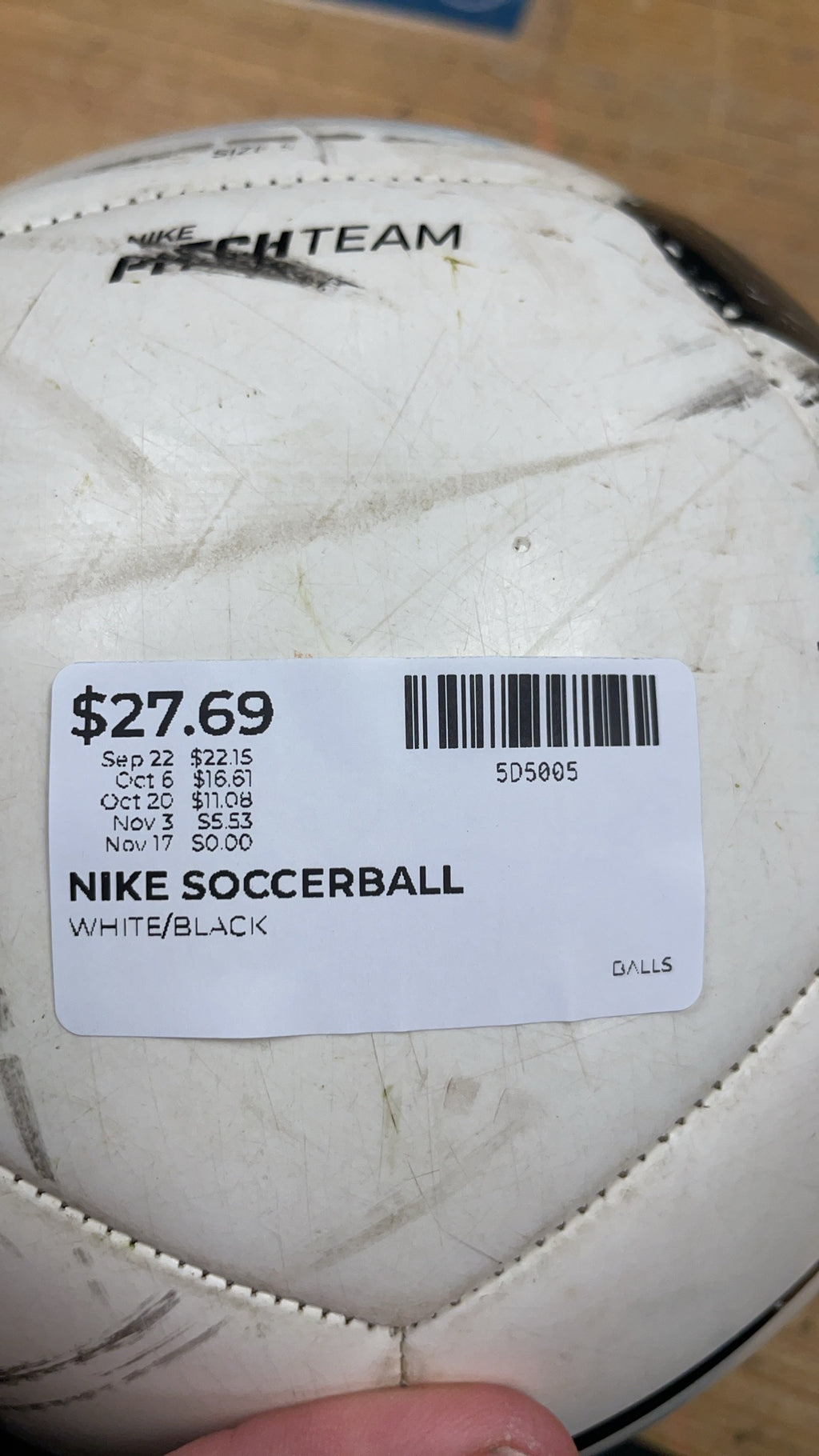 Nike Pitch Team Size 5 Soccer Ball