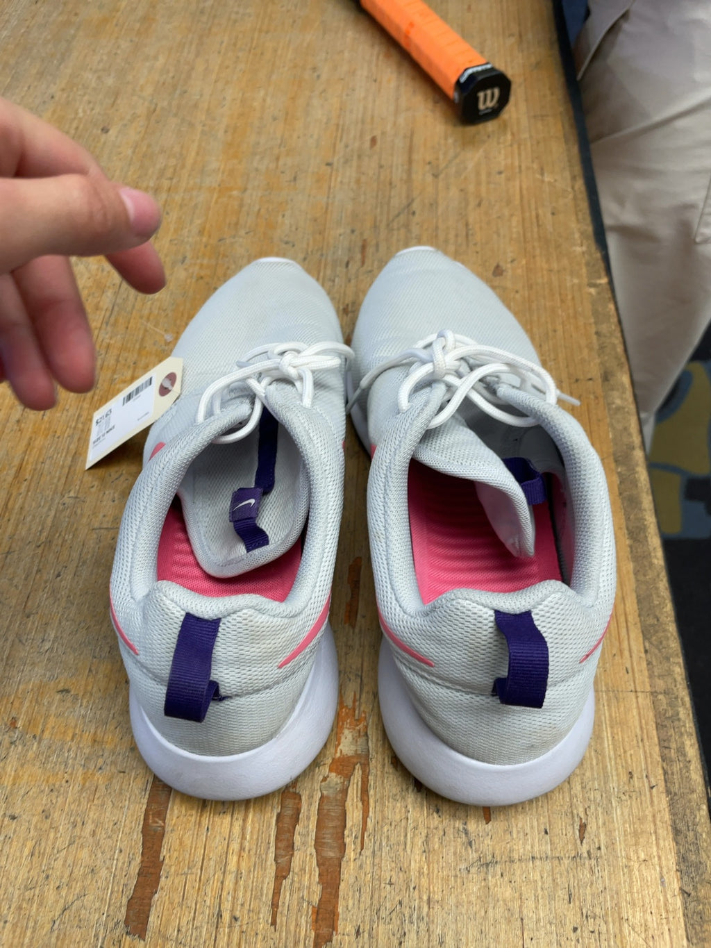 Nike Roshe Size 12 Grey/Pink Runners