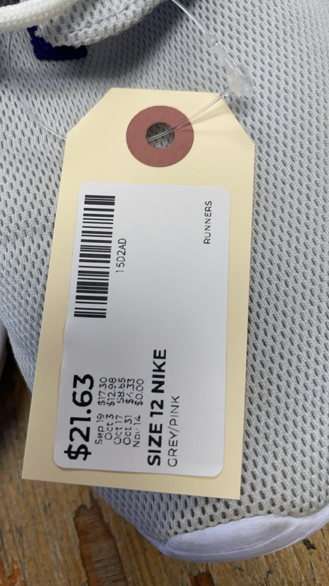 Nike Roshe Size 12 Grey/Pink Runners