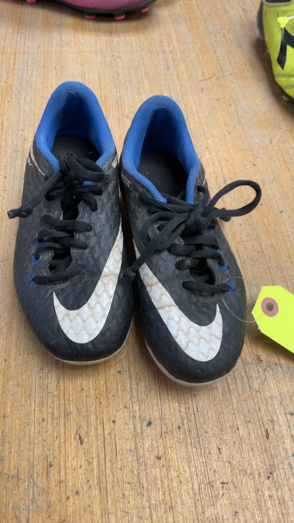 Nike Soccer Cleats - Size 1