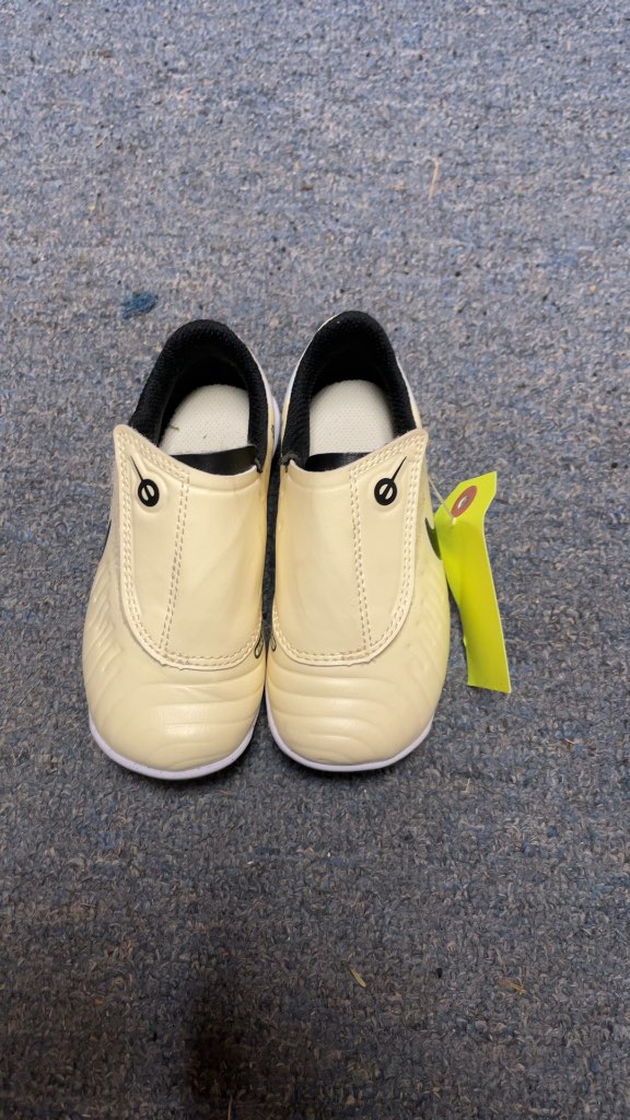Nike Soccer Cleats Size 8C Yellow/White