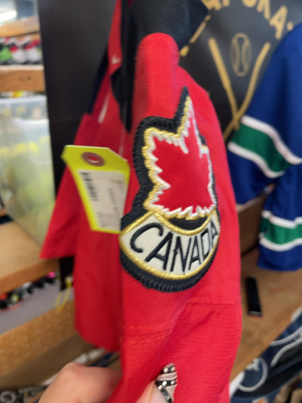 Nike Team Canada Youth L/XL Hockey Jersey
