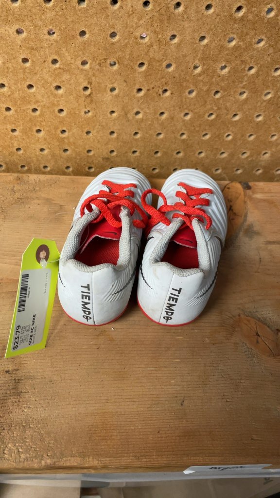 Nike Tiempo Kids Soccer Cleats - Size 9C