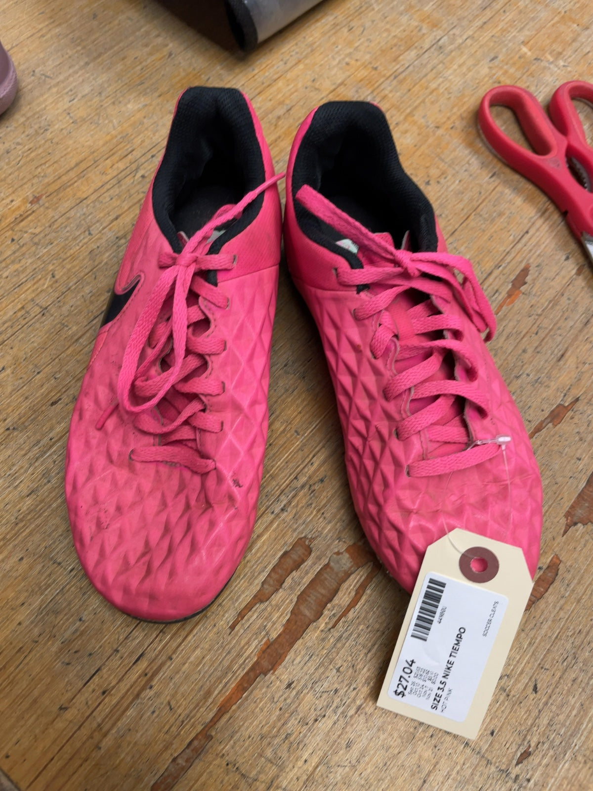 Nike Tiempo Size 3.5 Hot Pink Soccer Cleats