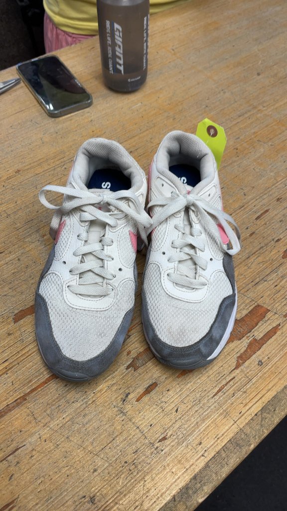 Nike White and Pink Sneakers - Size 7
