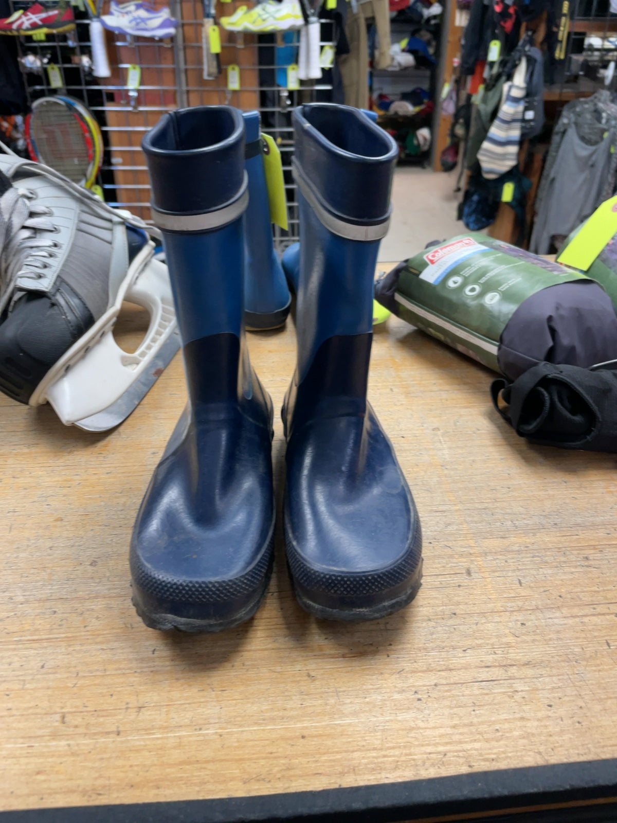Nokian Rain Boots Size 2 Blue