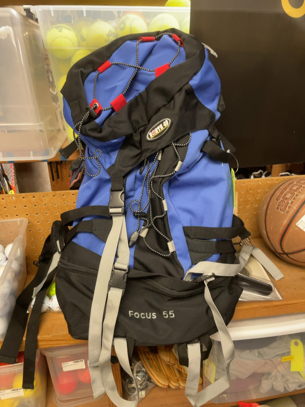 North 49 Focus 55L Blue/Black Backpack