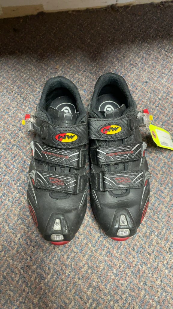 Northwave Raptor Cycling Shoes - Size 7.5