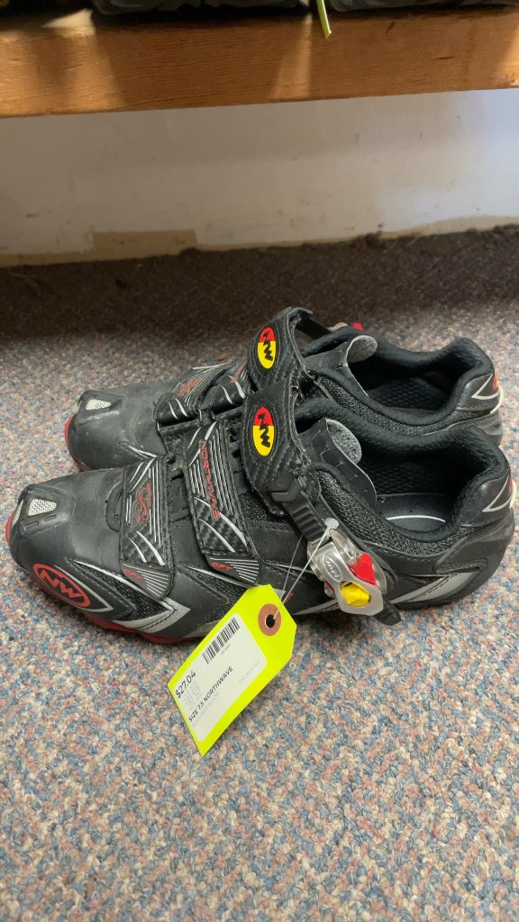 Northwave Raptor Cycling Shoes - Size 7.5