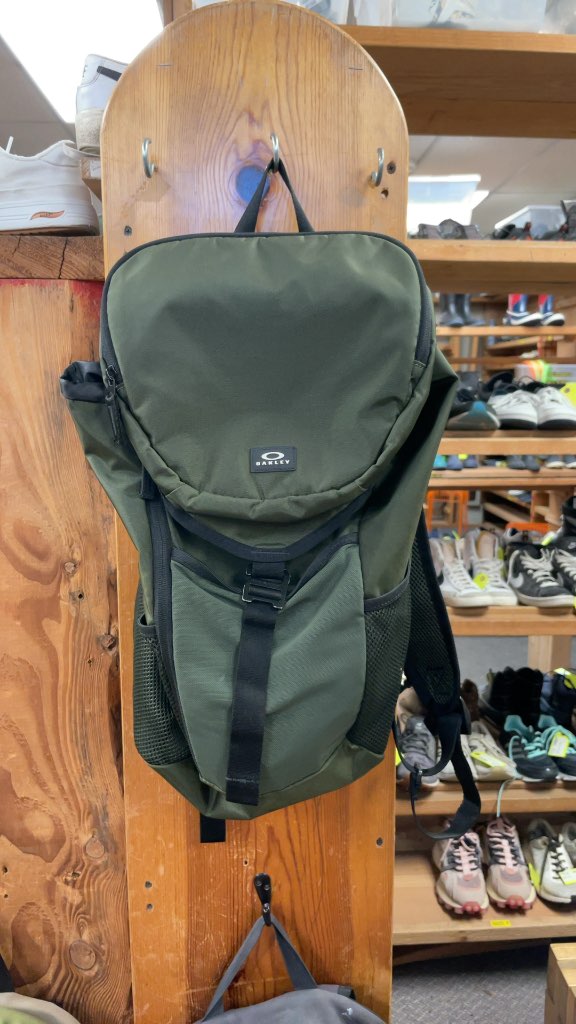 Oakley Green/Black Backpack