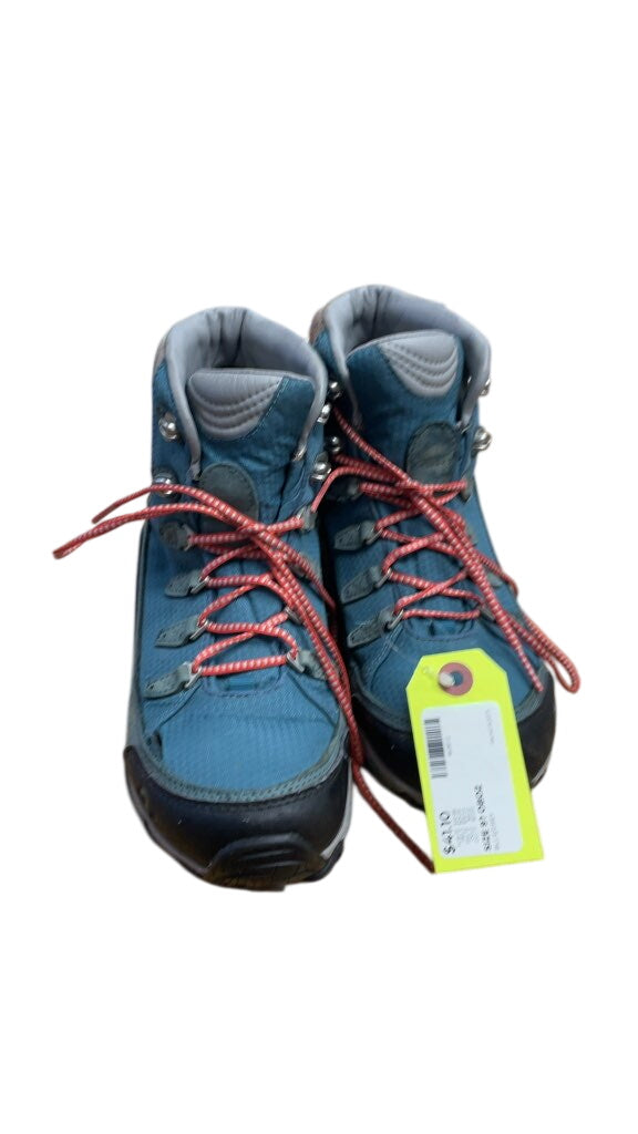 Oboz Hiking Boots