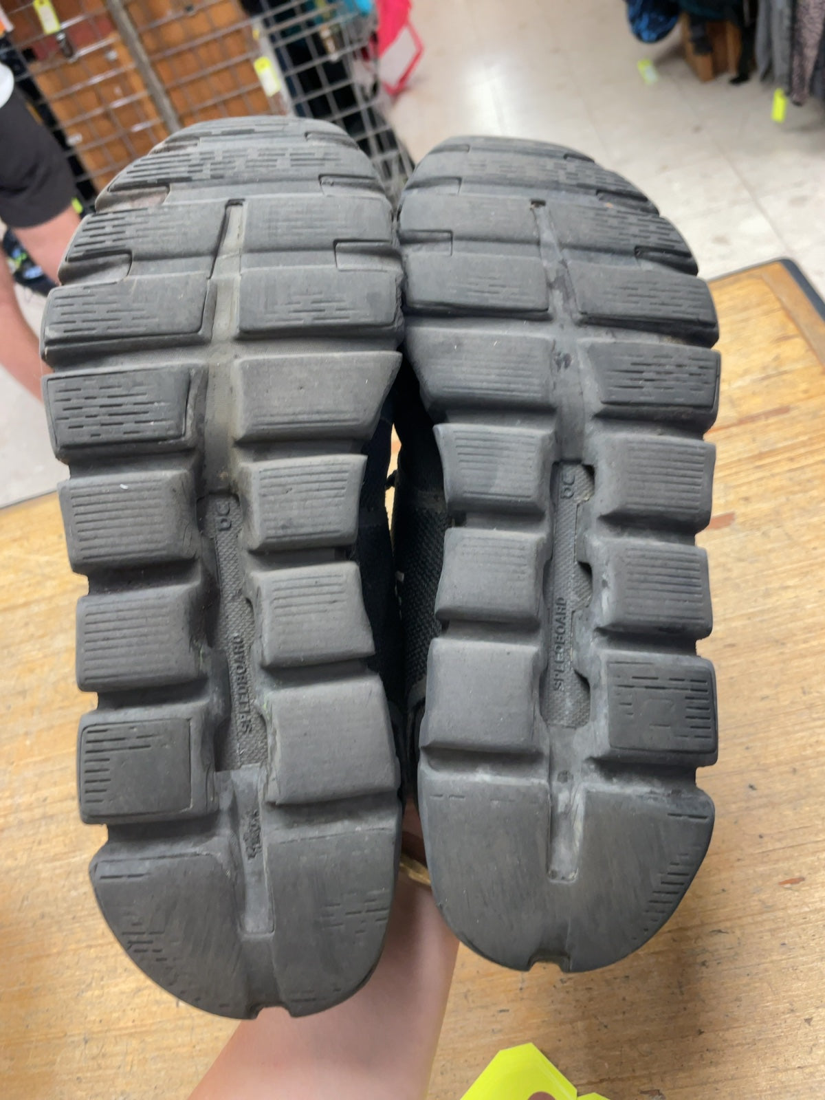 On Cloud Size 9.5 Black Runners