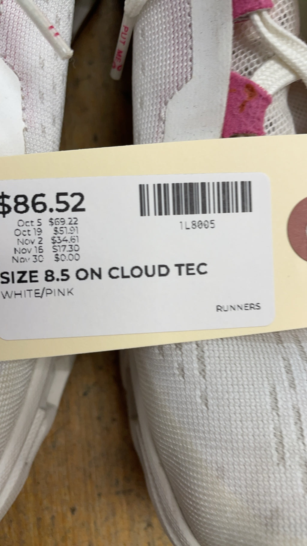 On Cloudmonster Size 8.5 Running Shoes
