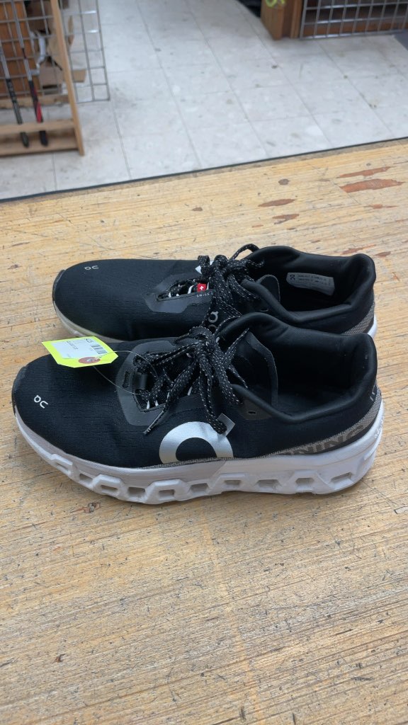 On Cloudmonster Women's Running Shoes - Size 7.5