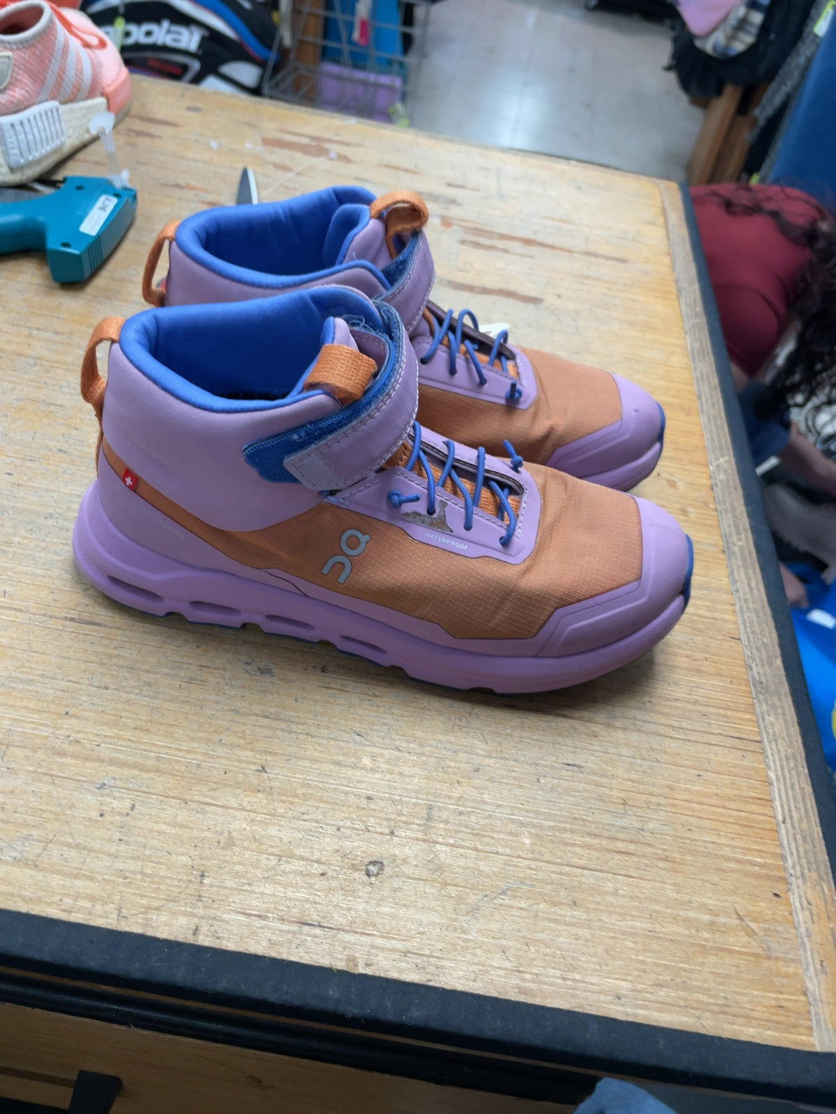 On Cloudrock Waterproof Size 2 Purple/Orange Hiking Boots