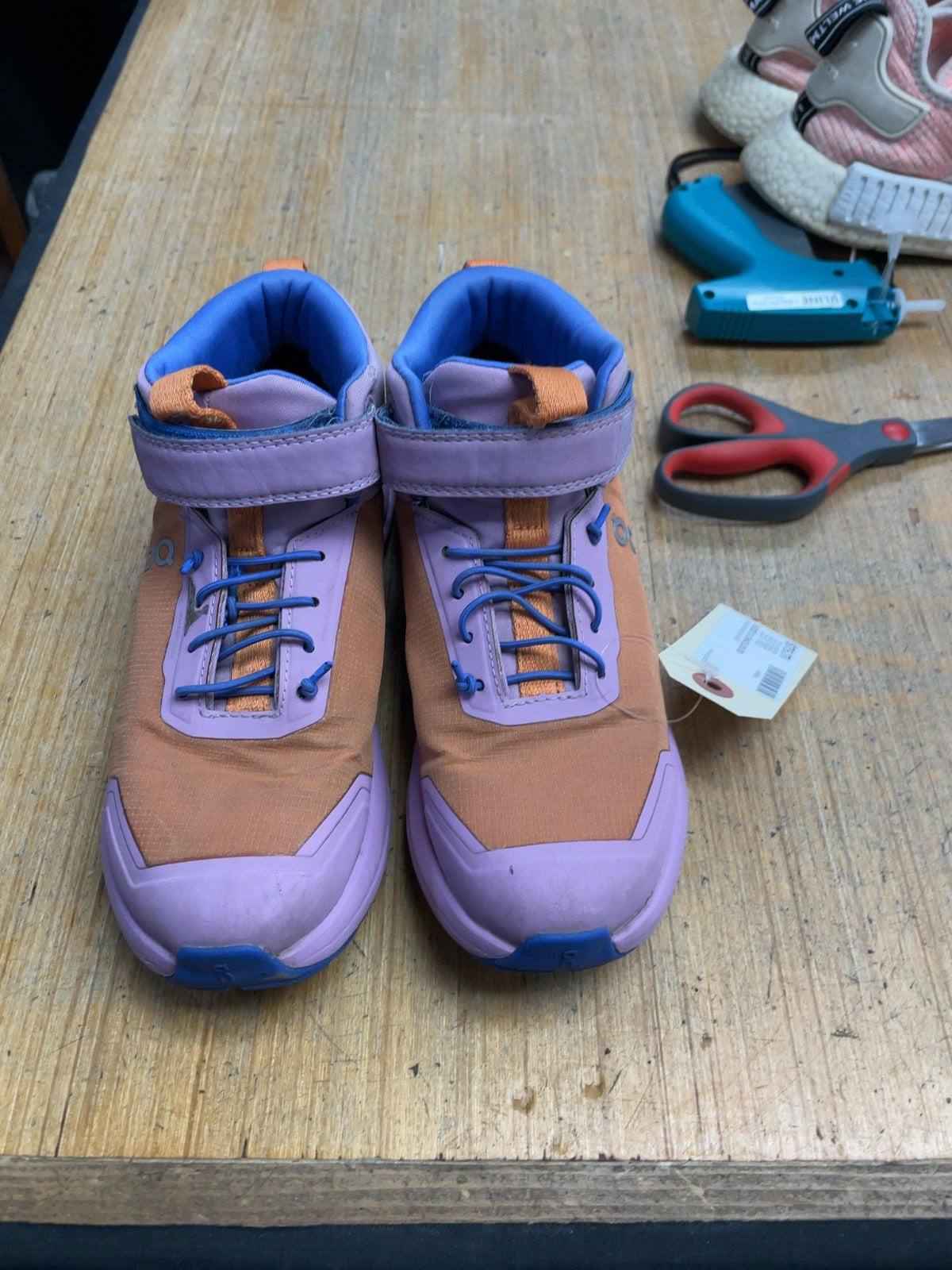 On Cloudrock Waterproof Size 2 Purple/Orange Hiking Boots