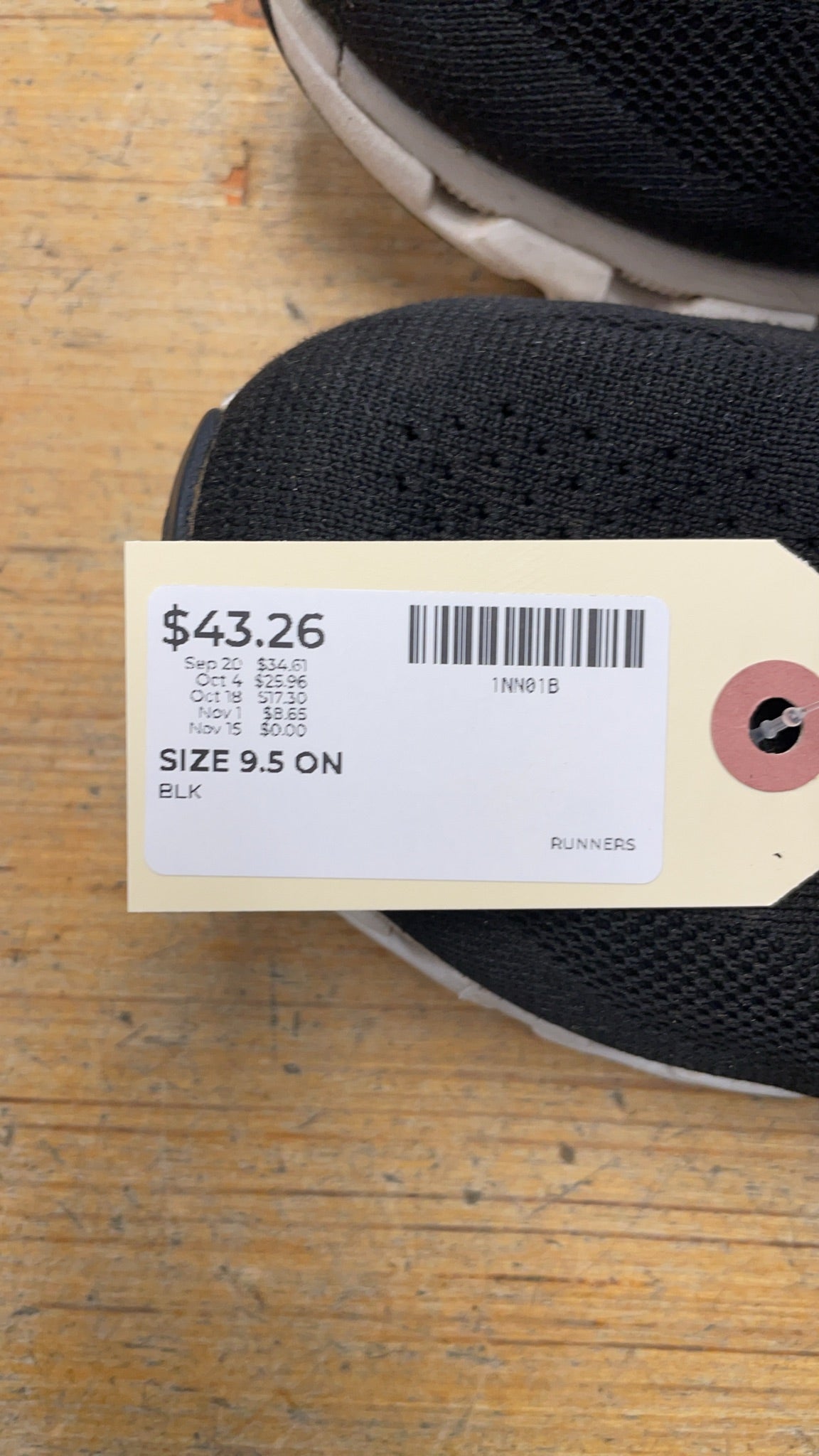 On Cloudswift Size 9.5 US Running Shoes