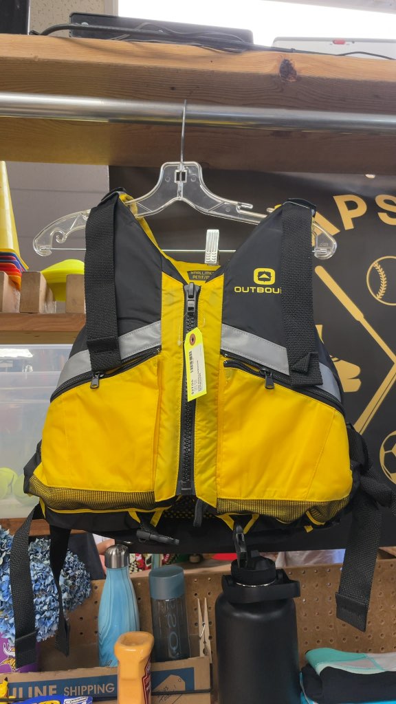 Outbound Life Jacket Yellow/Black Small/Medium