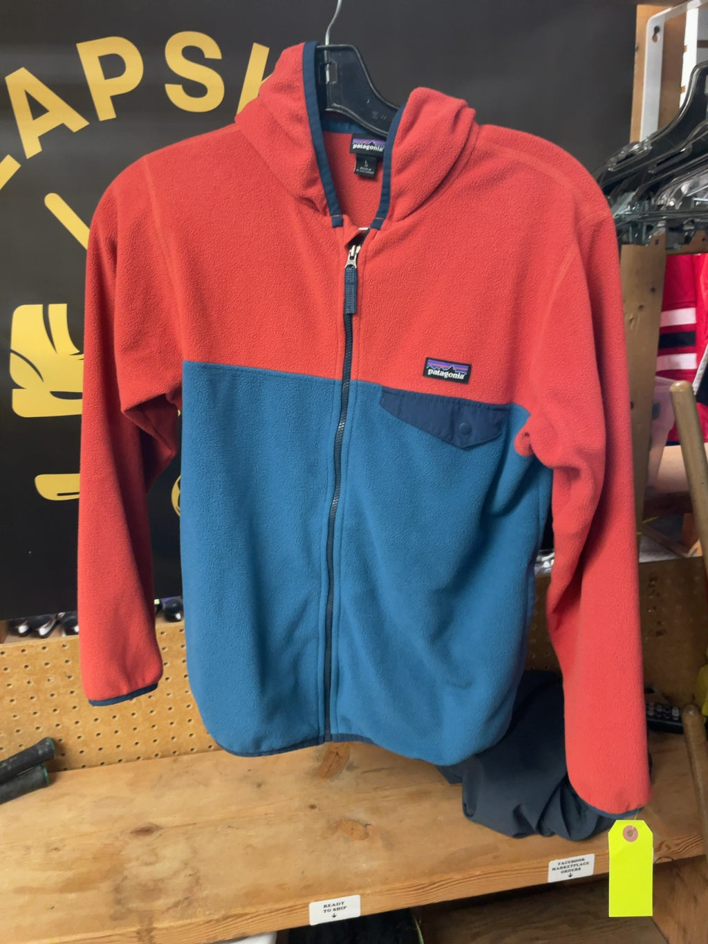 Patagonia Micro D Snap-T Hooded Fleece Size JR 12 Red/Blue