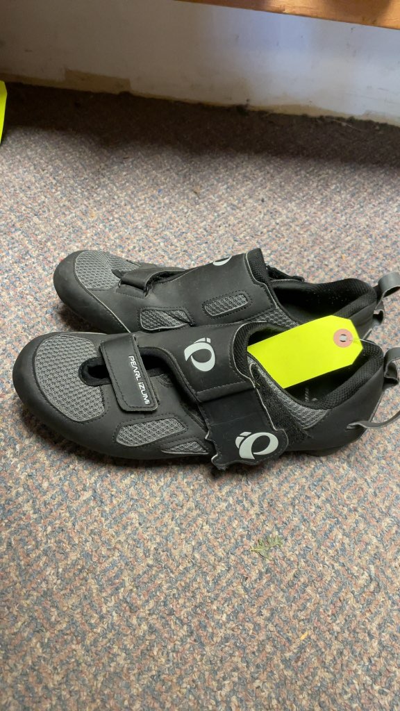 Pearl Izumi Cycling Shoes - Size 11