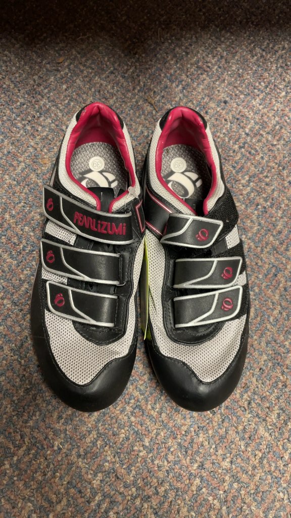 Pearl Izumi Ladies Pendulum Cycling Shoes - Size 8