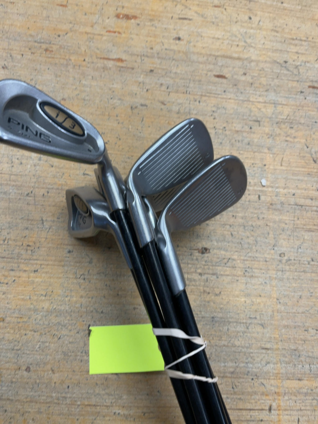 Ping i3 O-Size Iron Set 4-9 + Sand Wedge - Graphite Regular Flex