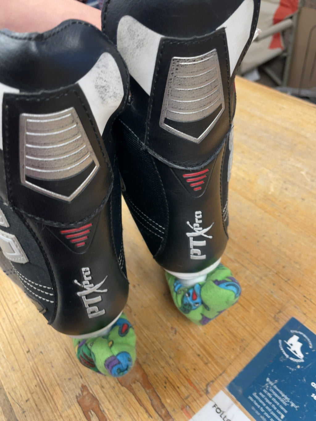 PTX Pro X200 Size 7 Hockey Skates