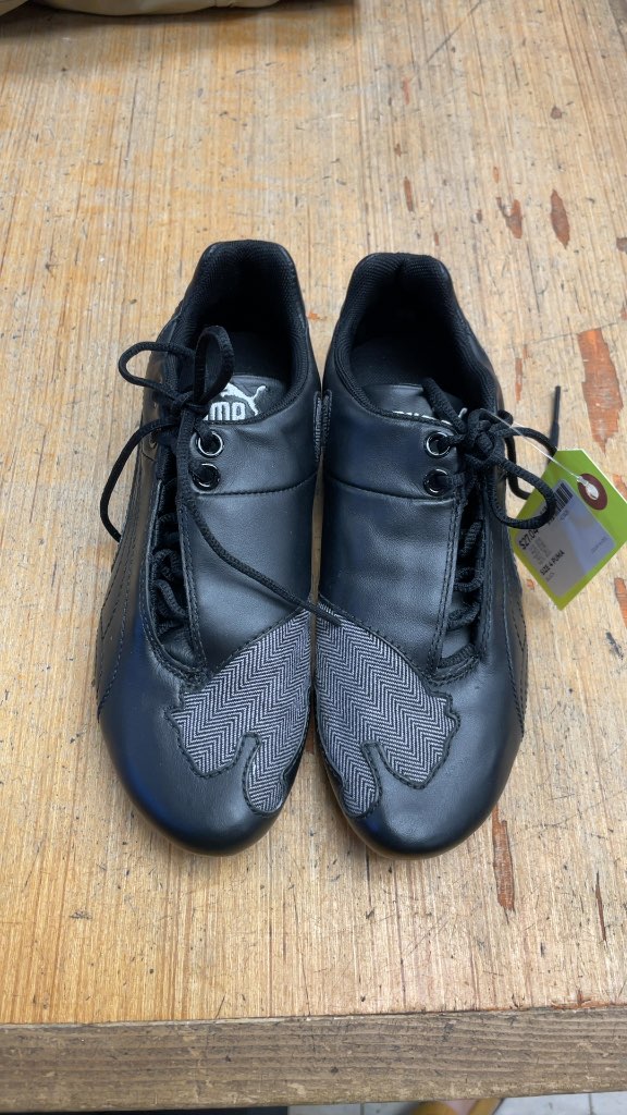 Puma Court Shoes - Black - Size 4