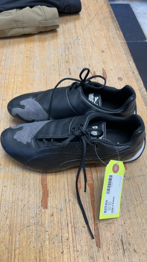 Puma Court Shoes - Black - Size 4