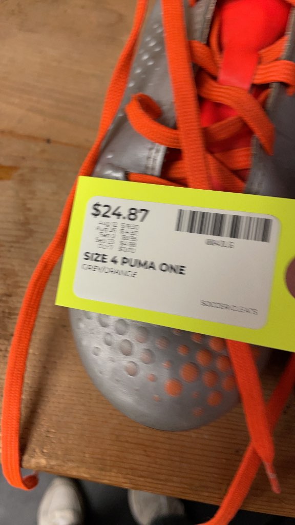 Puma One Soccer Cleats Size 4 Grey/Orange