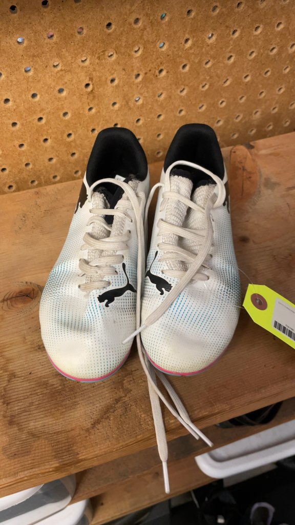 Puma Soccer Cleats Size 1 White/Blue