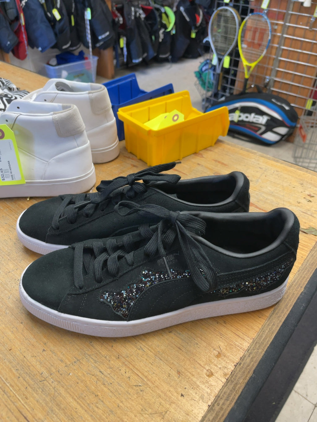 Puma Suede Ladies 10 Black Glitter Sneakers