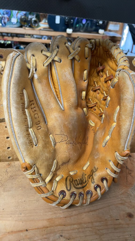 Rawlings RBG90 Paul Winfield 11" Baseball Glove