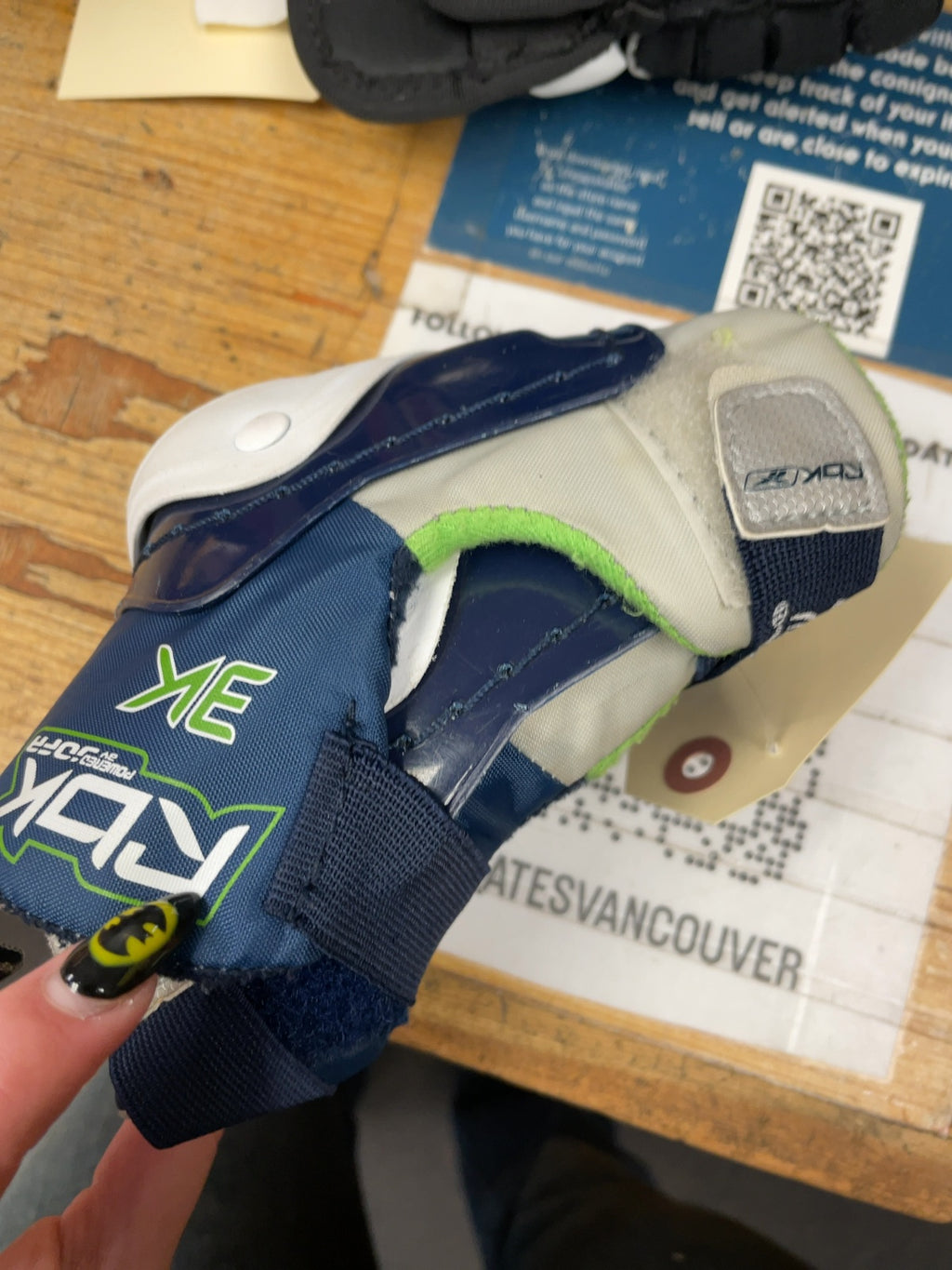 RBK XE Youth Small Hockey Elbow Pads
