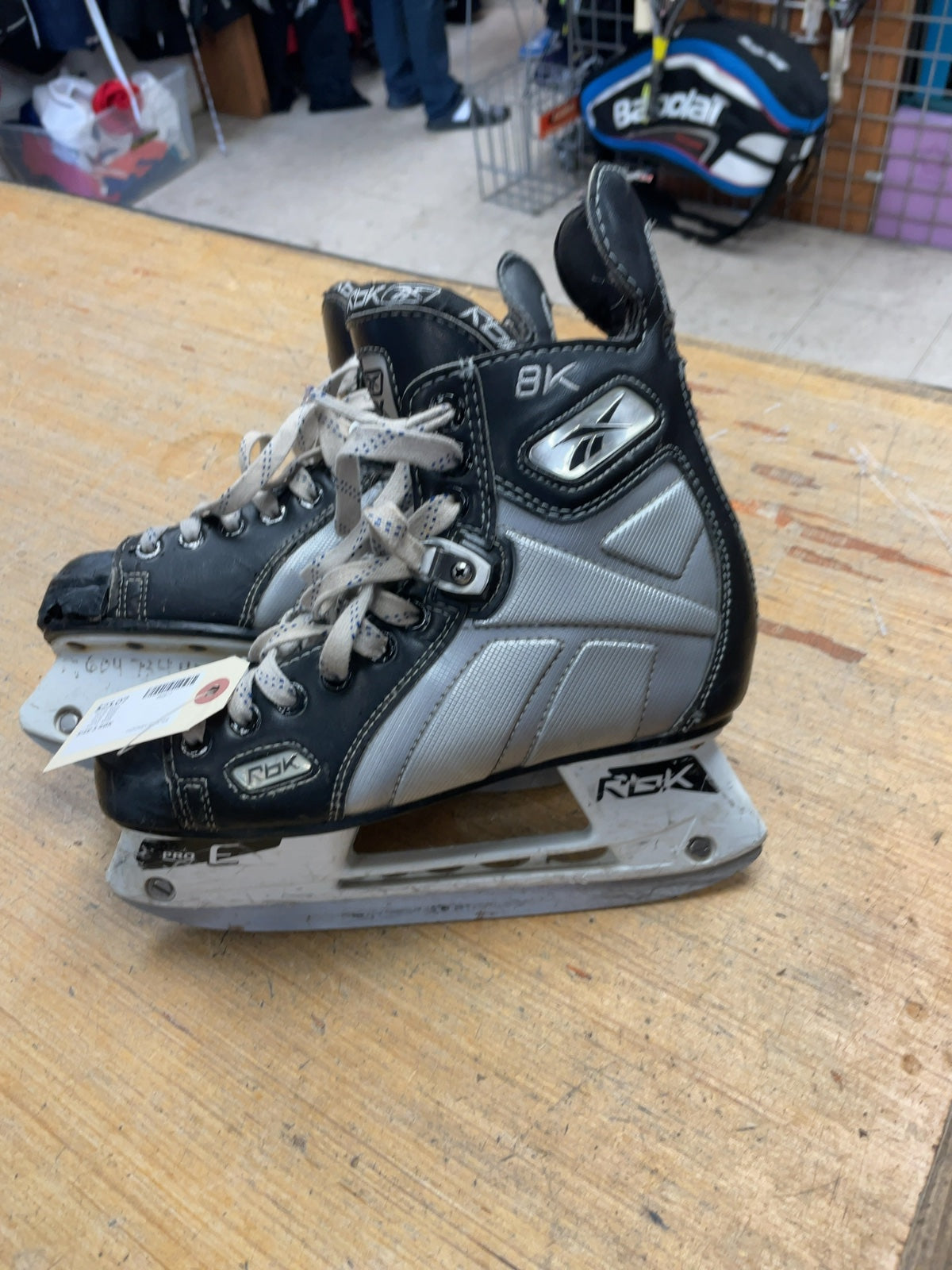 Reebok 8K Size 5 Hockey Skates