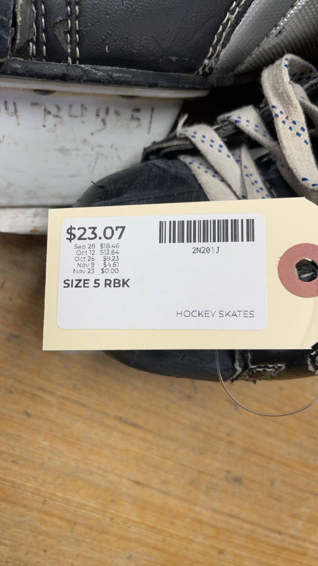 Reebok 8K Size 5 Hockey Skates
