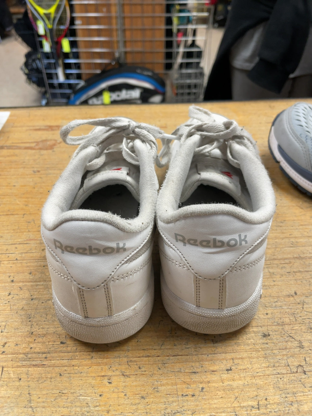 Reebok Classic Club C Size 5 White Sneakers