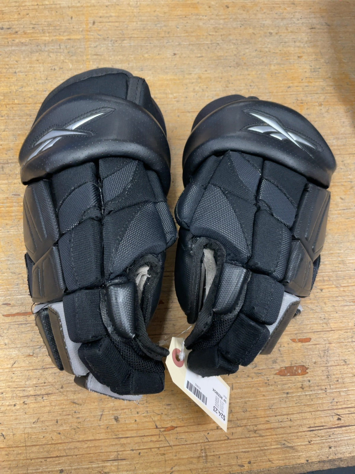 Reebok FitLite 14" Hockey Gloves