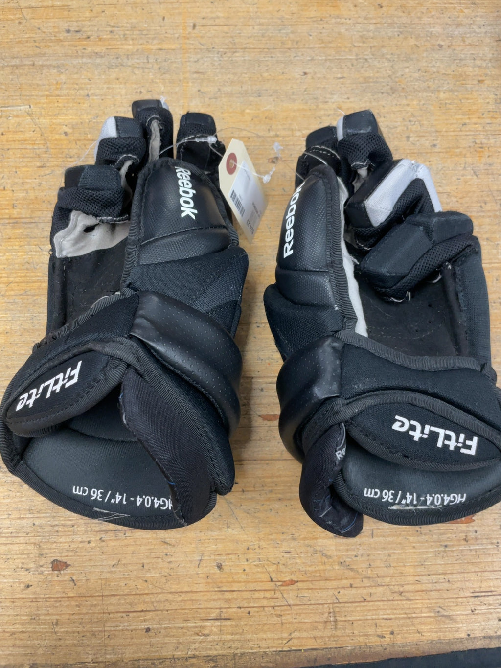 Reebok FitLite 14" Hockey Gloves