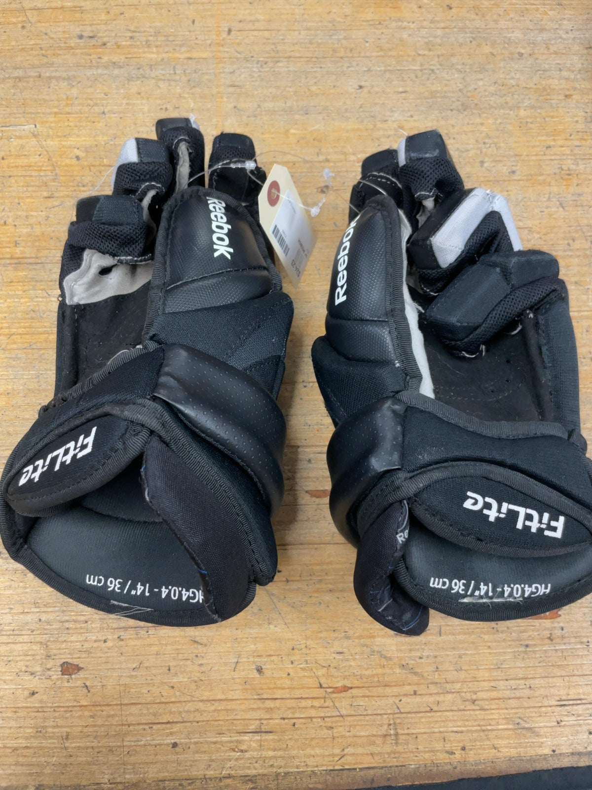 Reebok FitLite 14" Hockey Gloves